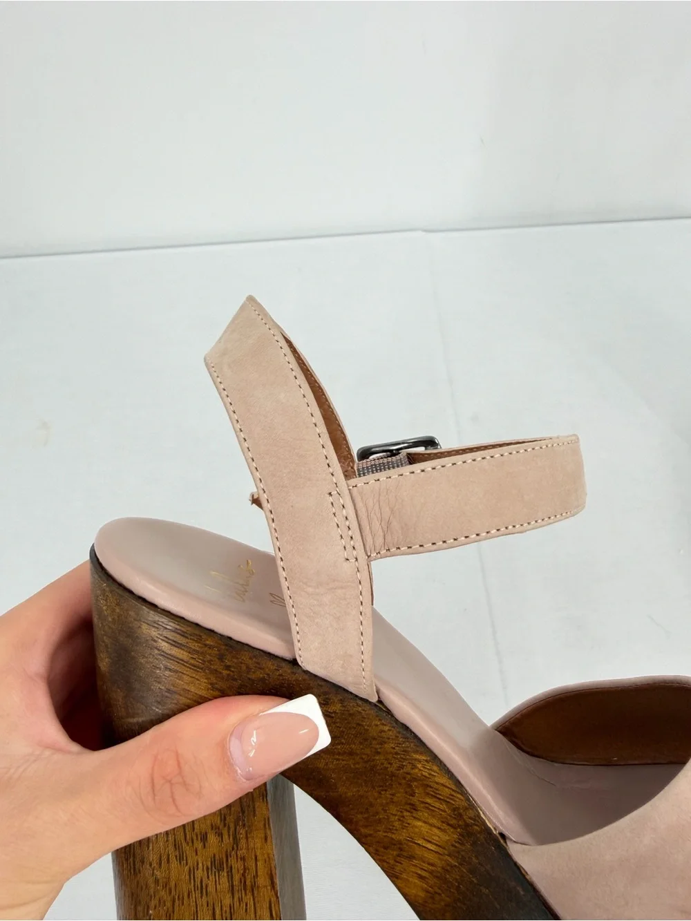Leather Wood Platform Block Heel Sandals Nude 6.5 resort boho eurosummer coastal